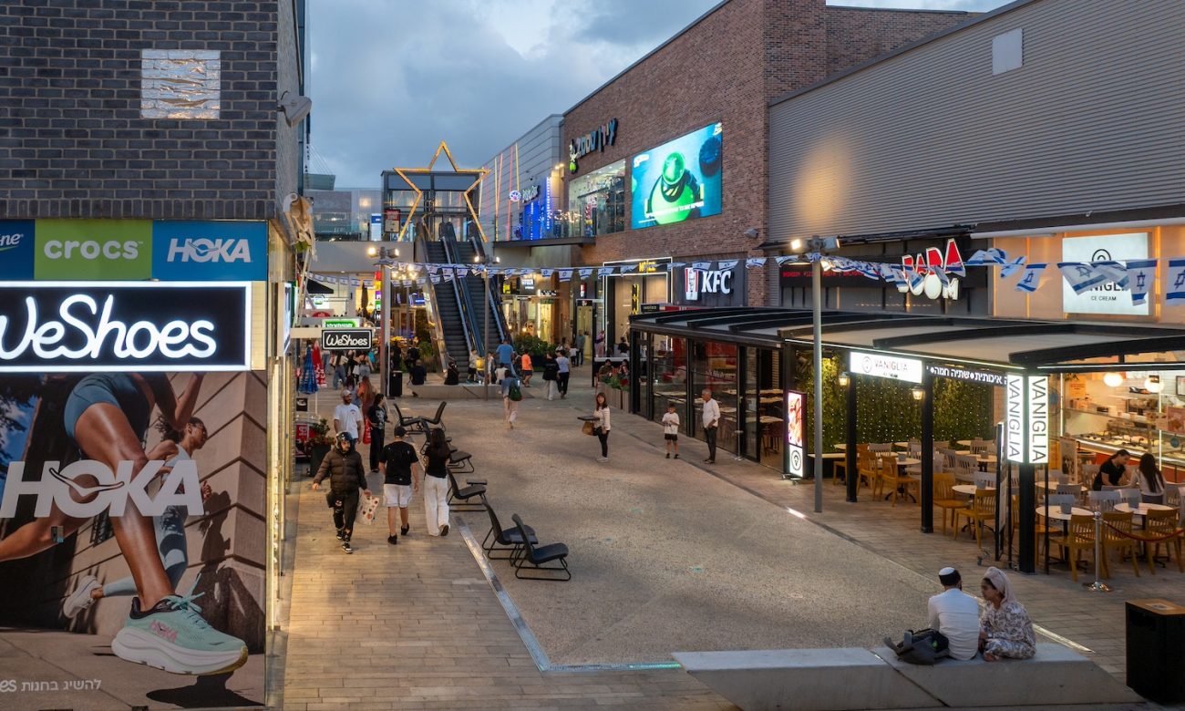 Photo by DORON SAAR Photography © | DoronSaar.com 054-2036367