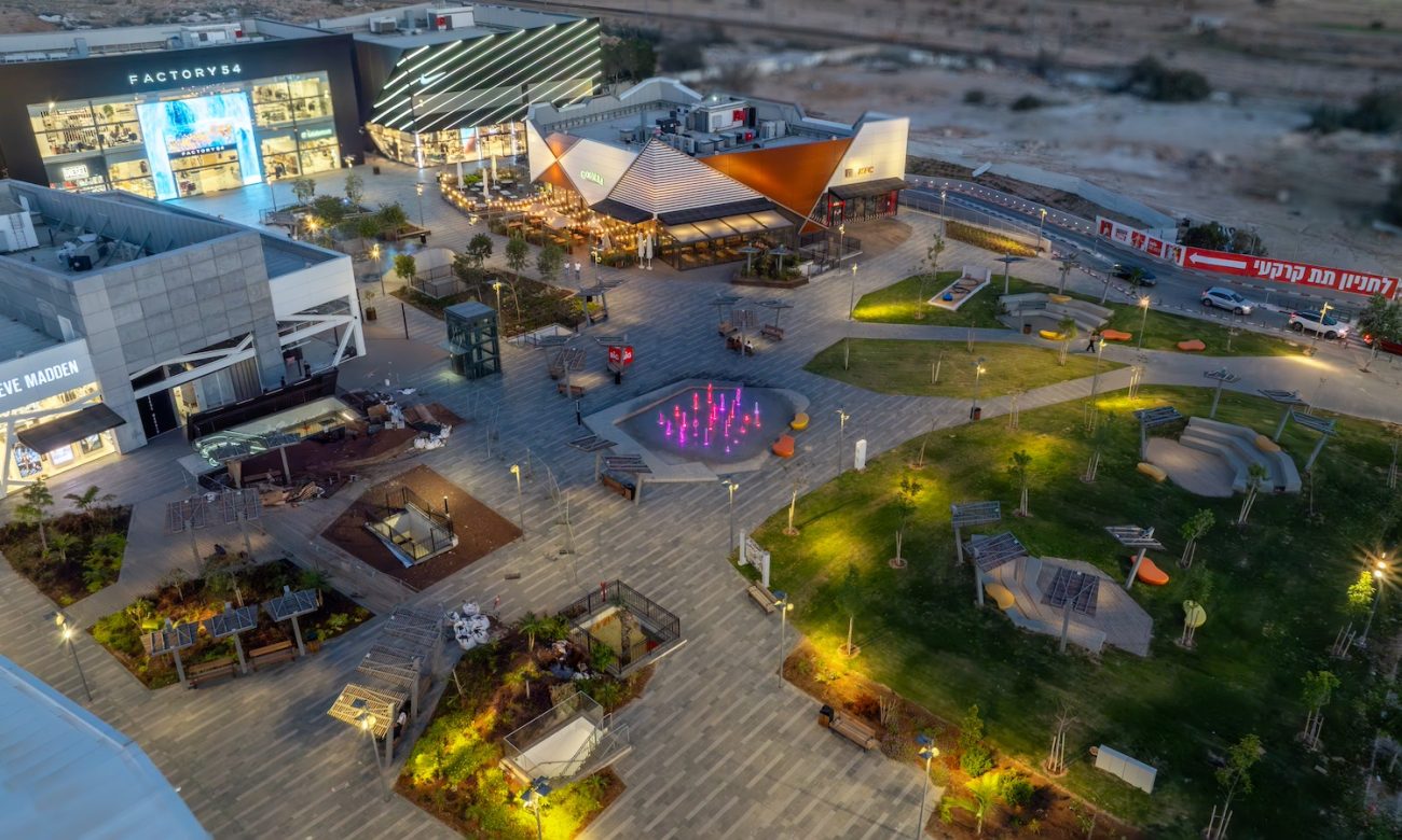 Photo by DORON SAAR Photography © | DoronSaar.com 054-2036367